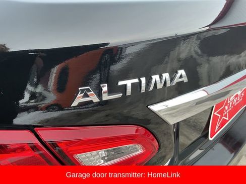 Used 2016 Nissan Altima 2.5 SL w/ 2.5 Technology Package image 20