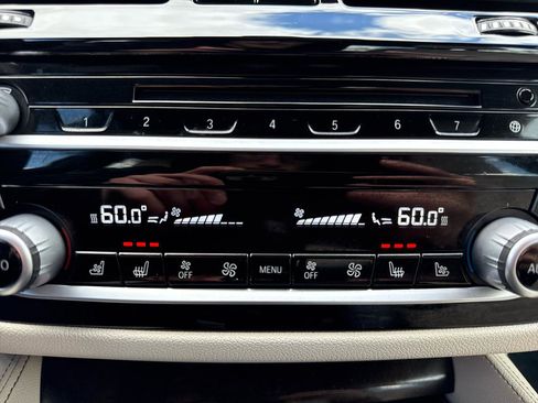 Used 2017 BMW 530i xDrive image 61