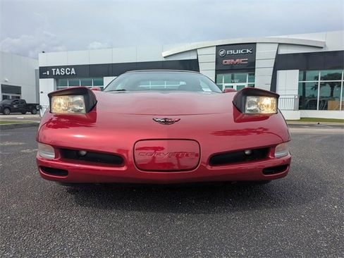 Used 2002 Chevrolet Corvette Convertible w/ Preferred Equipment Group2 image 10