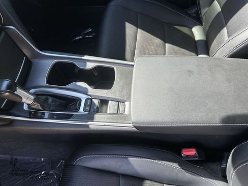 Used 2021 Honda Accord Sport image 19