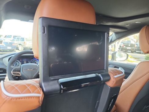 New 2026 Chrysler Pacifica Pinnacle w/ Trailer Tow Group image 29