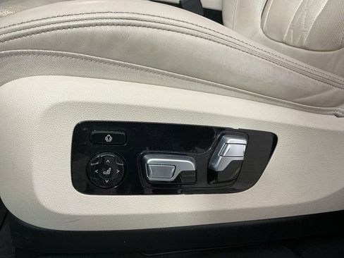 Certified 2022 BMW X7 xDrive40i w/ M Sport Package image 22