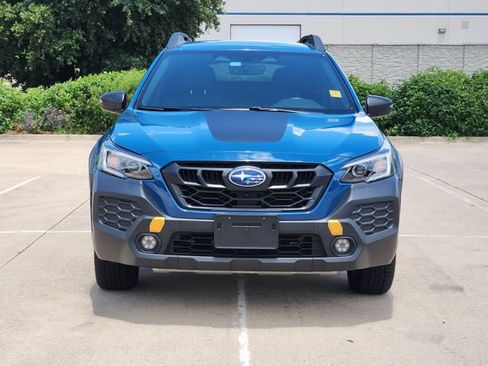 Used 2025 Subaru Outback Wilderness AWD/4WD image 3