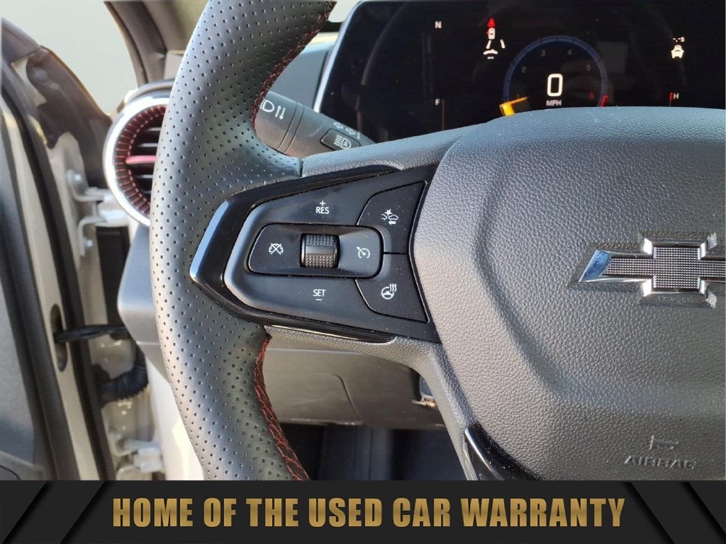 Used 2026 Chevrolet Trax RS w/ Sunroof Package FWD image 21