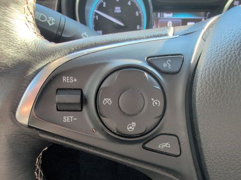 Used 2017 Buick Envision Essence image 18