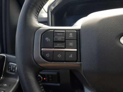 Used 2024 Ford F250 Lariat w/ Lariat Ultimate Package AWD/4WD image 25