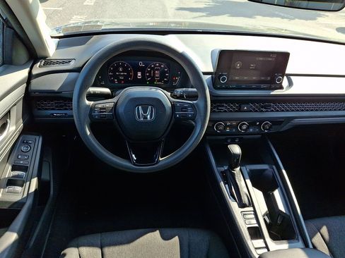 Certified 2023 Honda Accord LX image 11