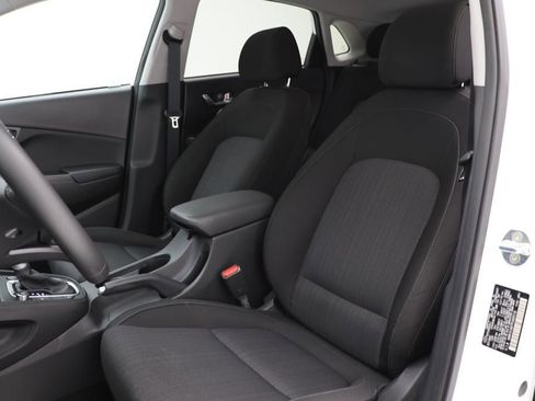 Used 2023 Hyundai Kona SEL w/ Convenience Package image 17