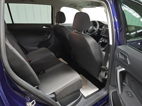 Used 2021 Volkswagen Tiguan S image 17