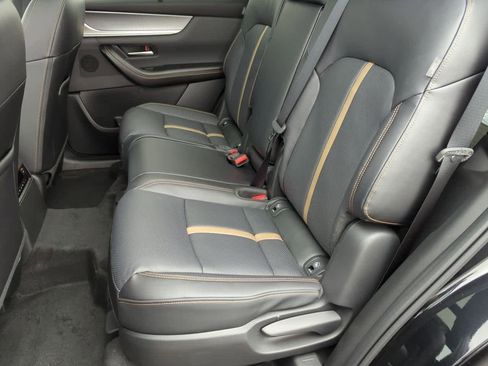 New 2025 MAZDA CX-70 3.3 Turbo w/ Premium Plus Pkg image 18