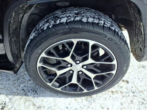 Used 2024 Jeep Grand Cherokee Summit AWD/4WD image 22