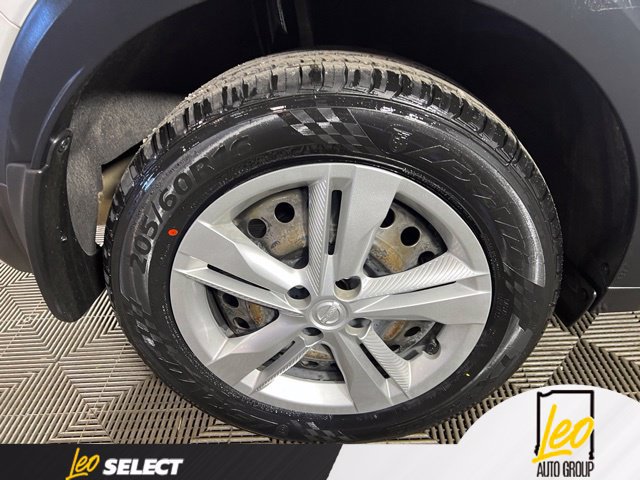 Used 2023 Nissan Kicks S FWD image 25