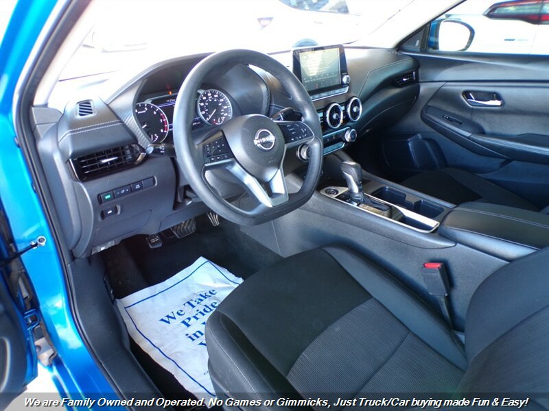Used 2024 Nissan Sentra SV FWD image 13