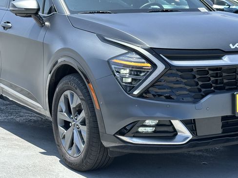 Certified 2025 Kia Sportage SX Prestige AWD/4WD image 10