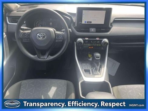 Certified 2025 Toyota RAV4 XLE AWD/4WD image 11