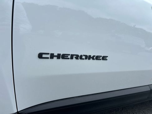 New 2026 Jeep Cherokee Limited AWD/4WD image 13