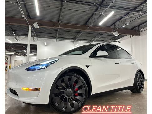 Used 2023 Tesla Model Y Performance AWD/4WD image 1