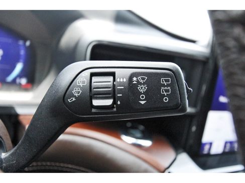 Used 2023 Ford Explorer King Ranch w/ Technology Package AWD/4WD image 23