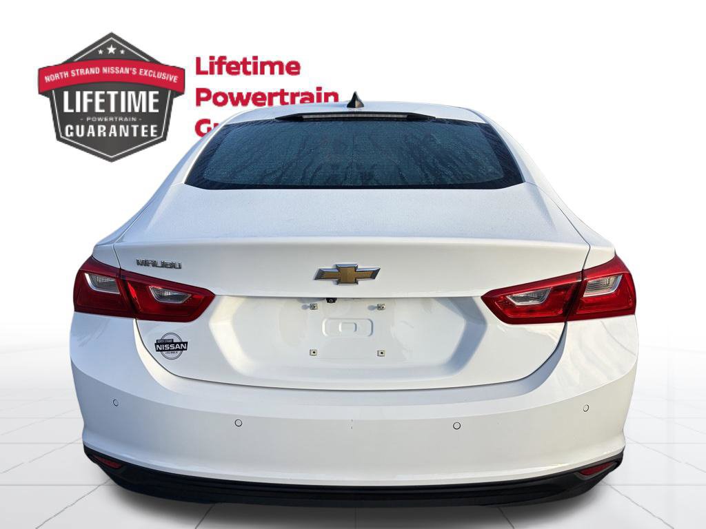 Used 2023 Chevrolet Malibu LS w/ Driver Confidence Package FWD image 4