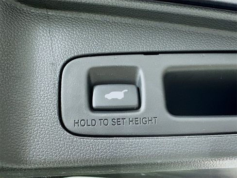 Used 2019 Honda CR-V EX-L image 24