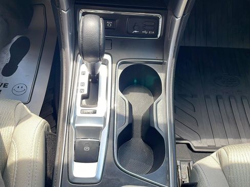 Used 2019 Subaru Ascent Premium AWD/4WD image 21