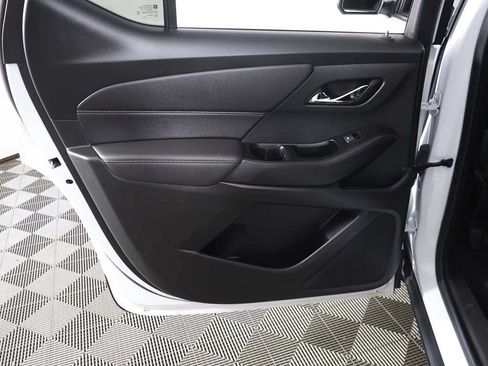 Used 2023 Chevrolet Traverse LT w/ LPO, Floor Liner Package AWD/4WD image 24