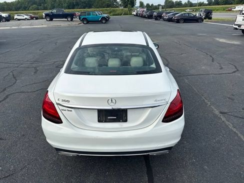 Used 2021 Mercedes-Benz C 300 4MATIC Sedan image 11