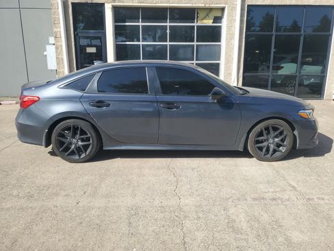 Used 2024 Honda Civic Sport image 7