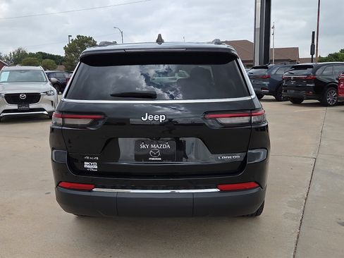Used 2023 Jeep Grand Cherokee L Laredo AWD/4WD image 6