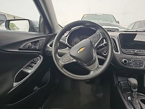 Used 2023 Chevrolet Malibu LT image 6