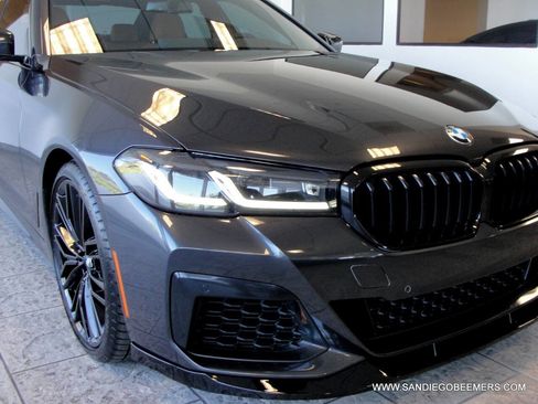 Used 2023 BMW 540i w/ M Sport Package image 29