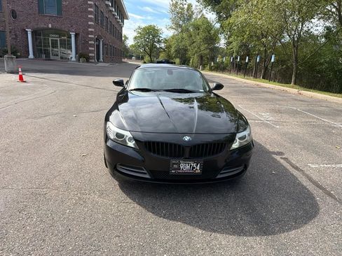 Used 2011 BMW Z4 sDrive35i RWD image 12