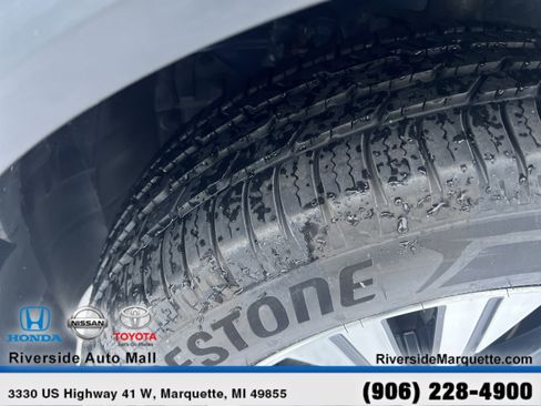 Used 2021 Nissan Rogue SV image 12