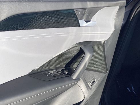 New 2026 Volkswagen Tiguan SE image 17