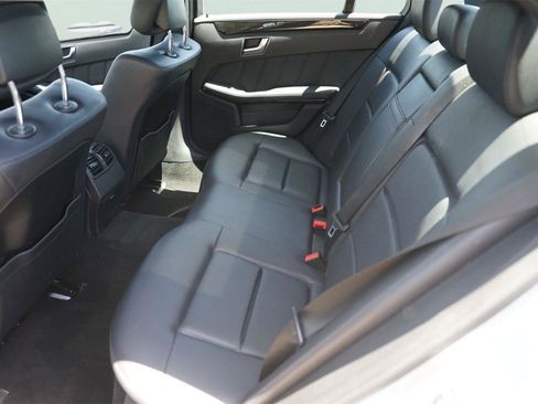 Used 2013 Mercedes-Benz E 350 Sedan image 13