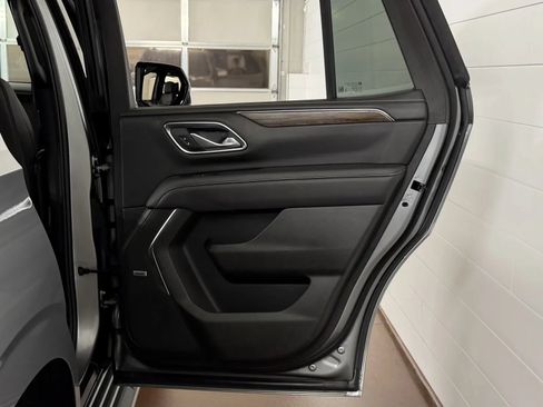 Used 2023 Chevrolet Tahoe Premier w/ Advanced Technology Package AWD/4WD image 42