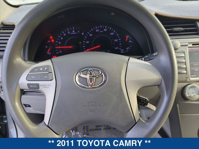 Used 2011 Toyota Camry LE FWD image 13