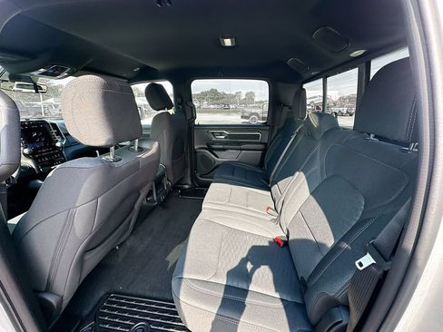 New 2026 RAM 1500 Big Horn AWD/4WD image 32