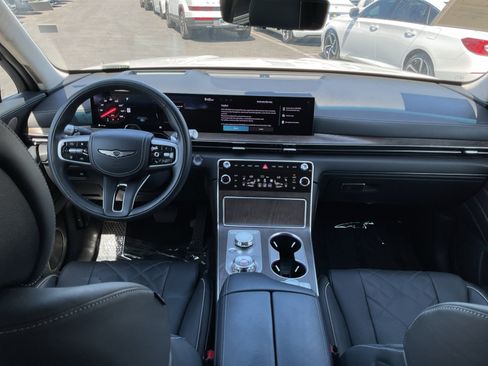 Used 2025 Genesis GV80 3.5T Prestige AWD/4WD image 17