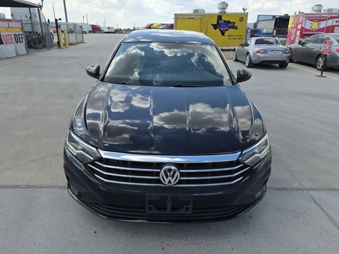 Used 2020 Volkswagen Jetta SE image 4