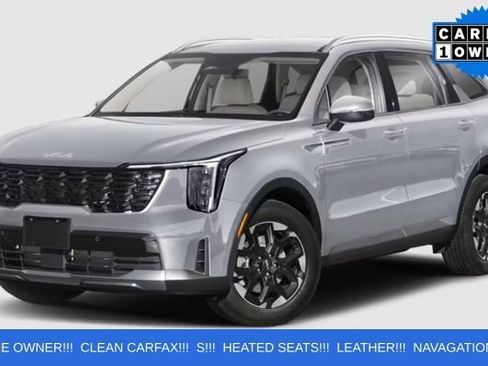 Used 2024 Kia Sorento S FWD image 1