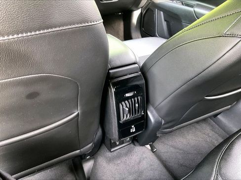 Used 2022 Jeep Compass Latitude w/ Convenience Group AWD/4WD image 28