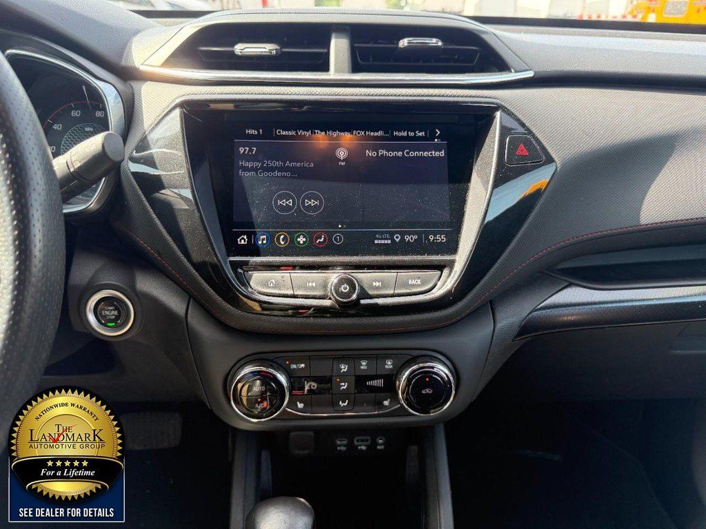 Used 2021 Chevrolet TrailBlazer RS w/ Sun and Liftgate Package AWD/4WD image 17