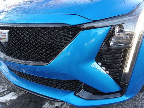 New 2026 Cadillac CT5 V image 7