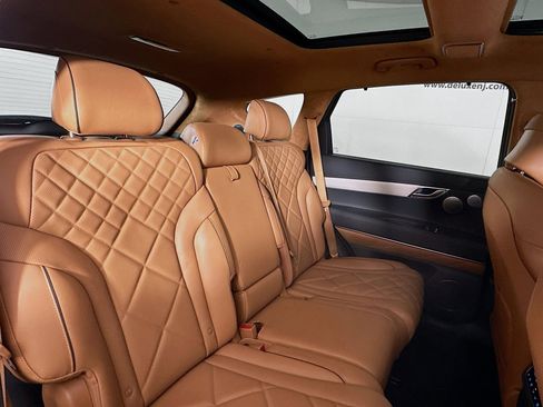 Used 2025 Genesis GV80 3.5T Prestige image 27