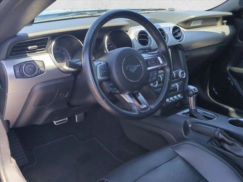 Used 2019 Ford Mustang GT Premium RWD image 10
