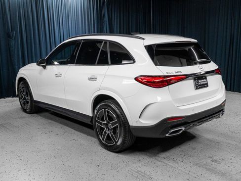 New 2026 Mercedes-Benz GLC 300 4MATIC image 9