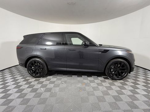 New 2026 Land Rover Range Rover Sport Dynamic SE image 8