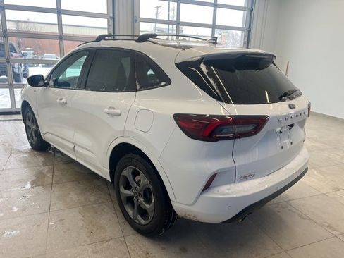 Certified 2023 Ford Escape ST-Line Select w/ Tech Pack #1 image 7