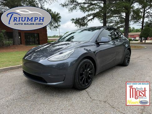 Used 2021 Tesla Model Y Long Range AWD/4WD image 1